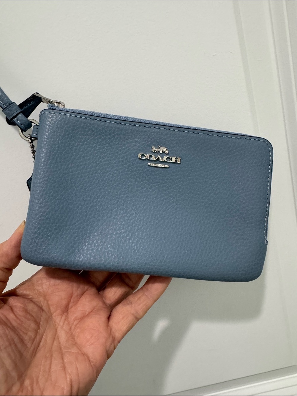 Coach double corner zip wristlet in slate blue NWOT - Picture 2 of 5